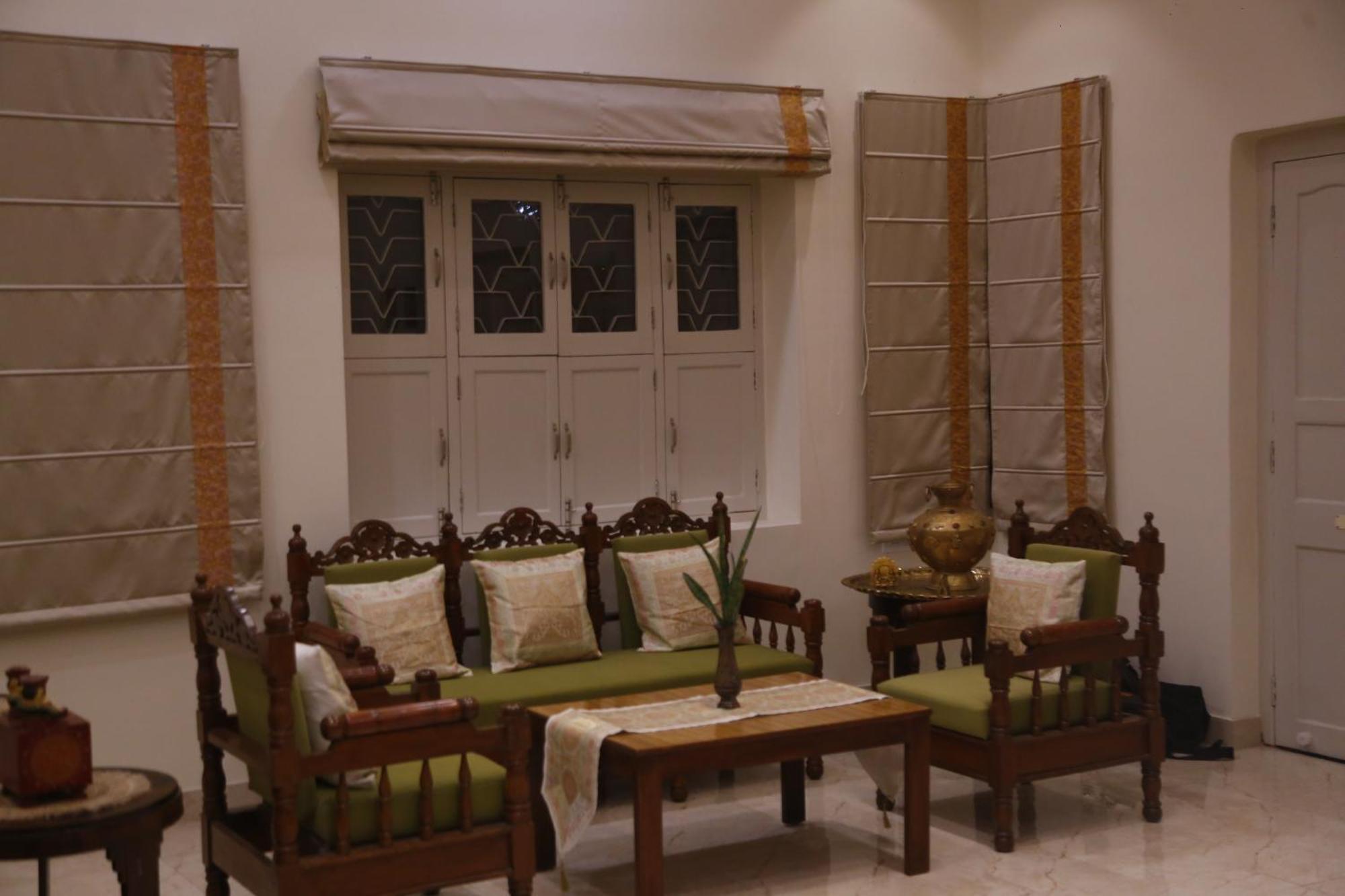Heritage Haveli Varanasi Esterno foto