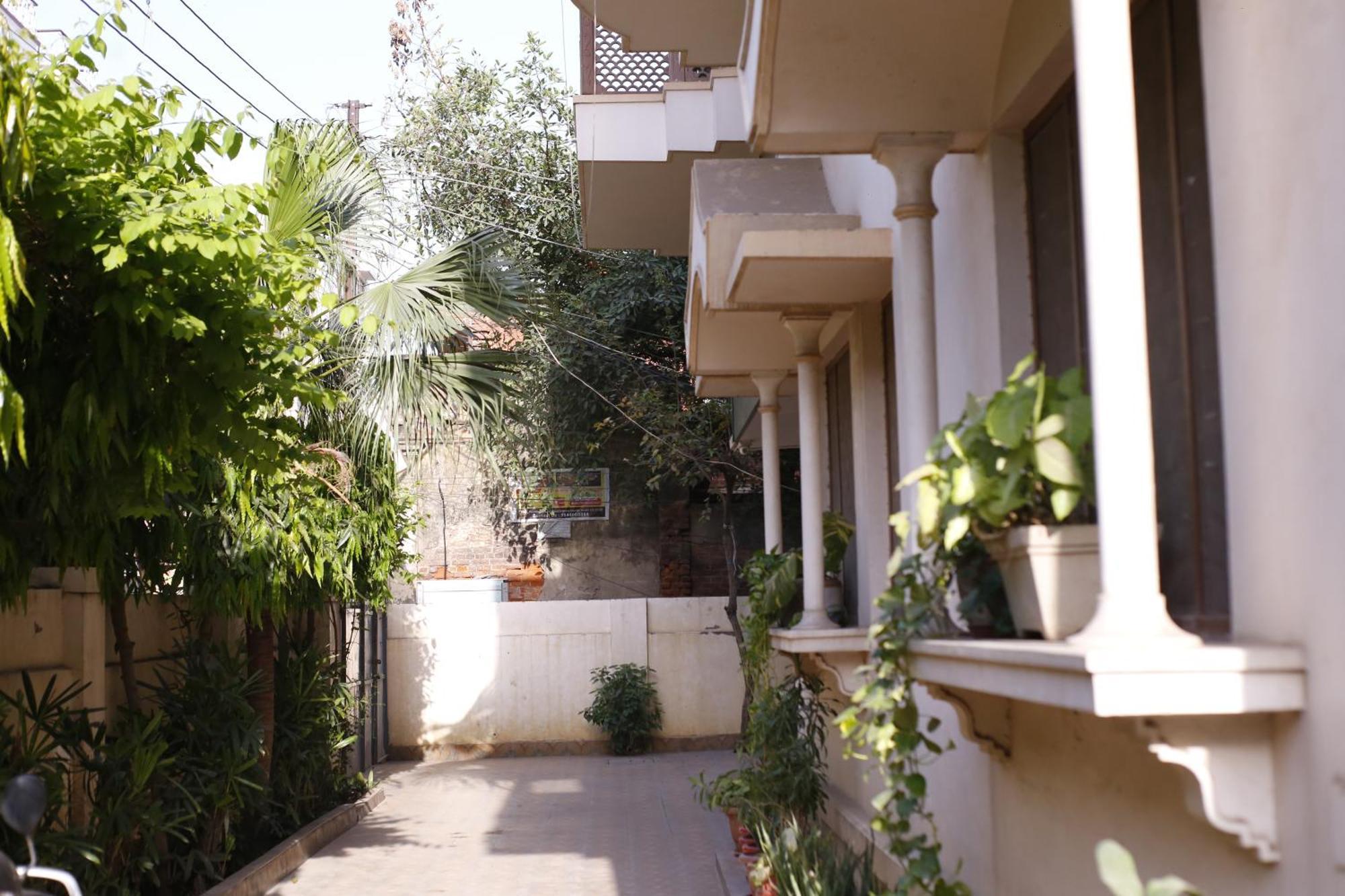 Heritage Haveli Varanasi Esterno foto